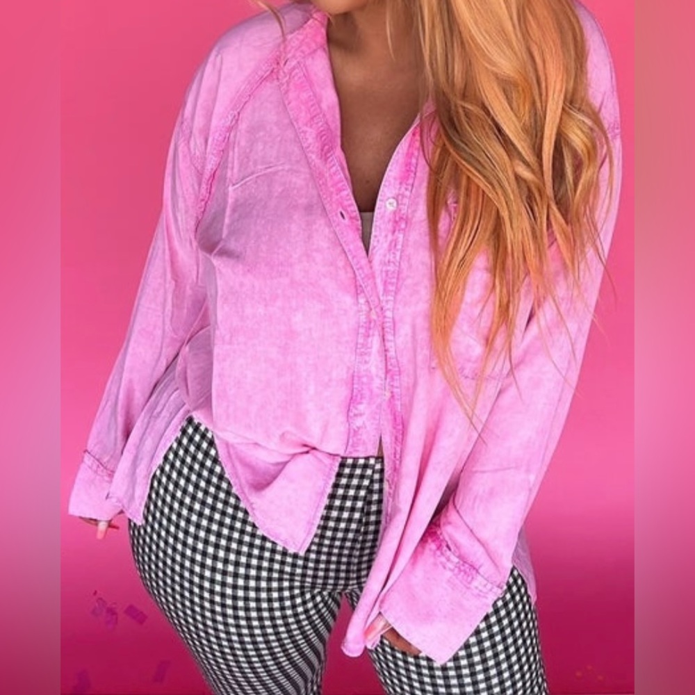 Easel Mineral Washed Tunic Shirt in Barbie Pink